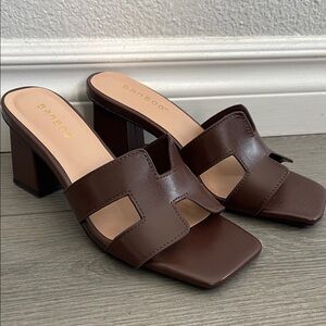 Bamboo Women's Dark Brown Block Heel Mules